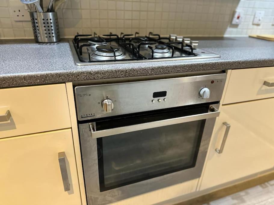 Stunning Luxury Croydon Apartment Gatwick Airport Close Purley Luaran gambar