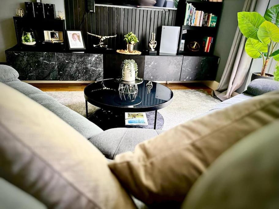 Stunning Luxury Croydon Apartment Gatwick Airport Close Purley Luaran gambar